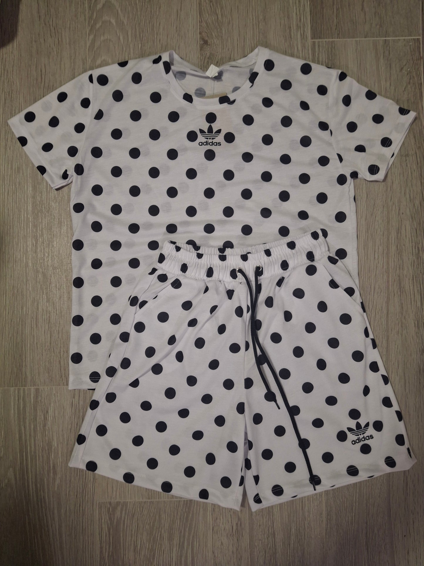 Conjunto Lunares