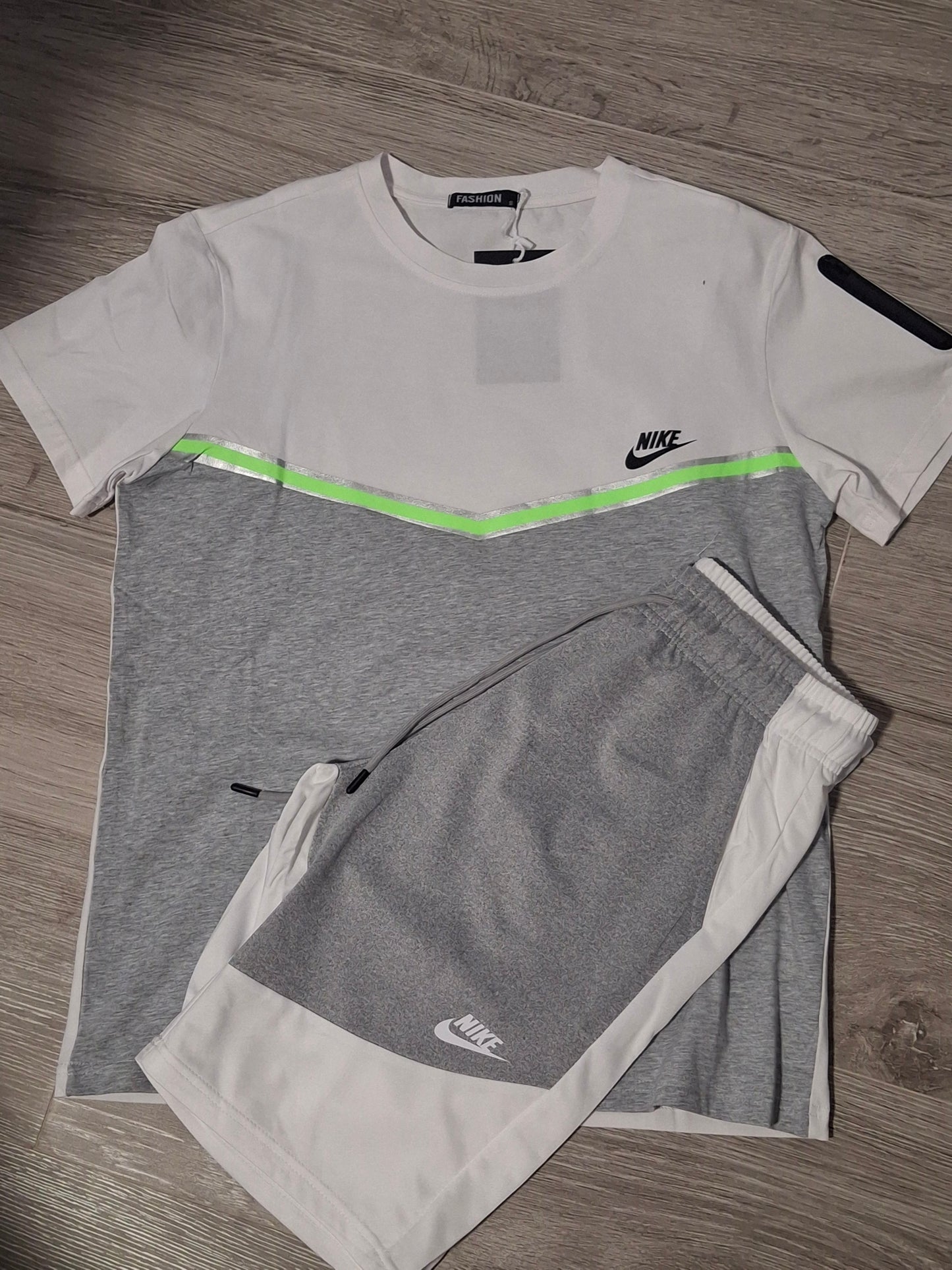 Conjunto Contraste