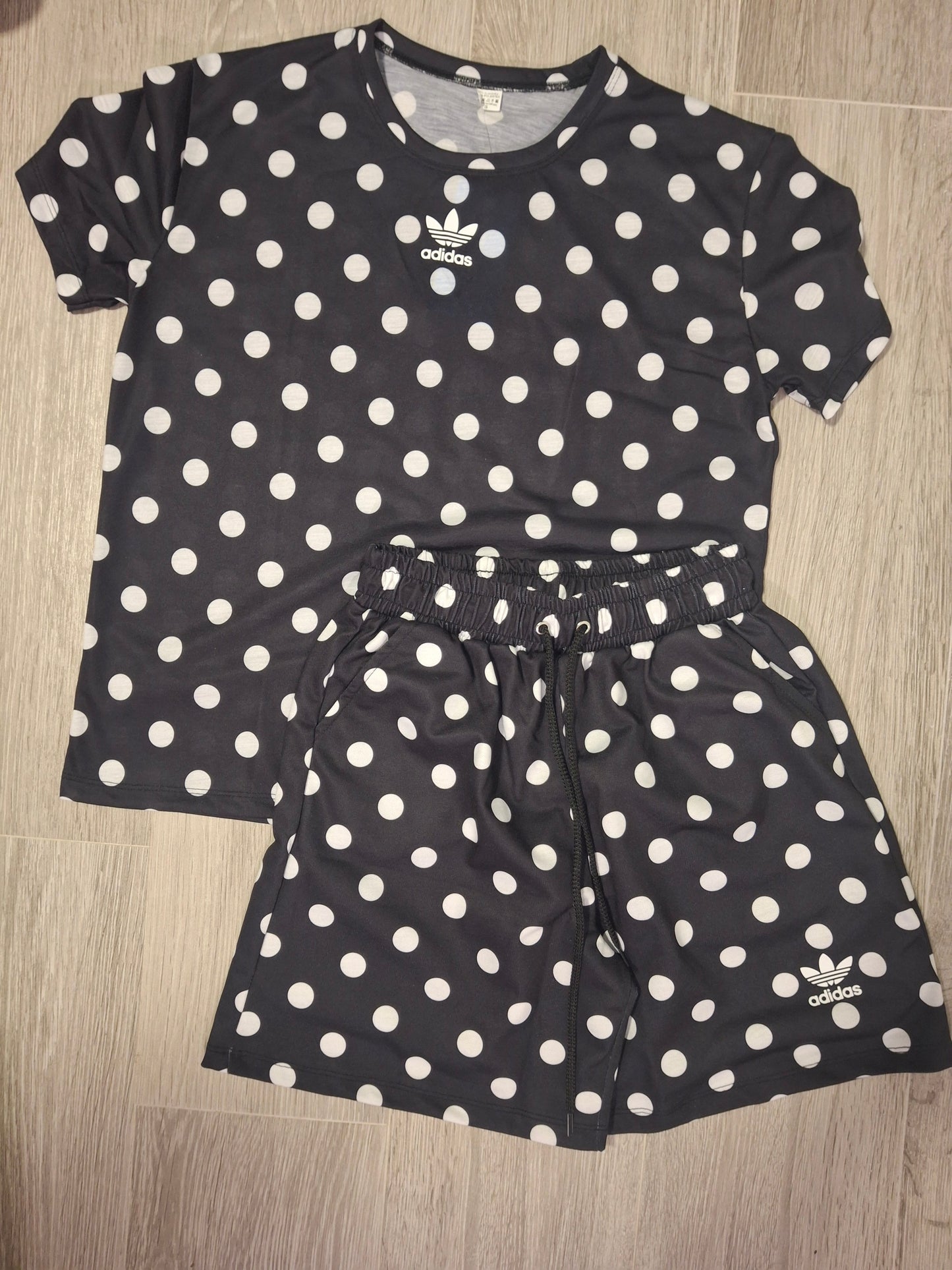 Conjunto Lunares